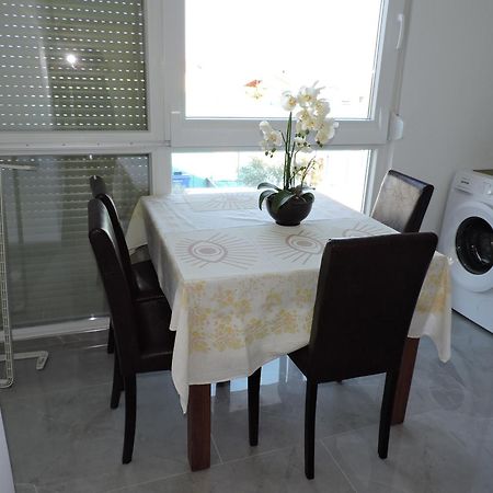 Berat Apartment Vodnjan Bagian luar foto