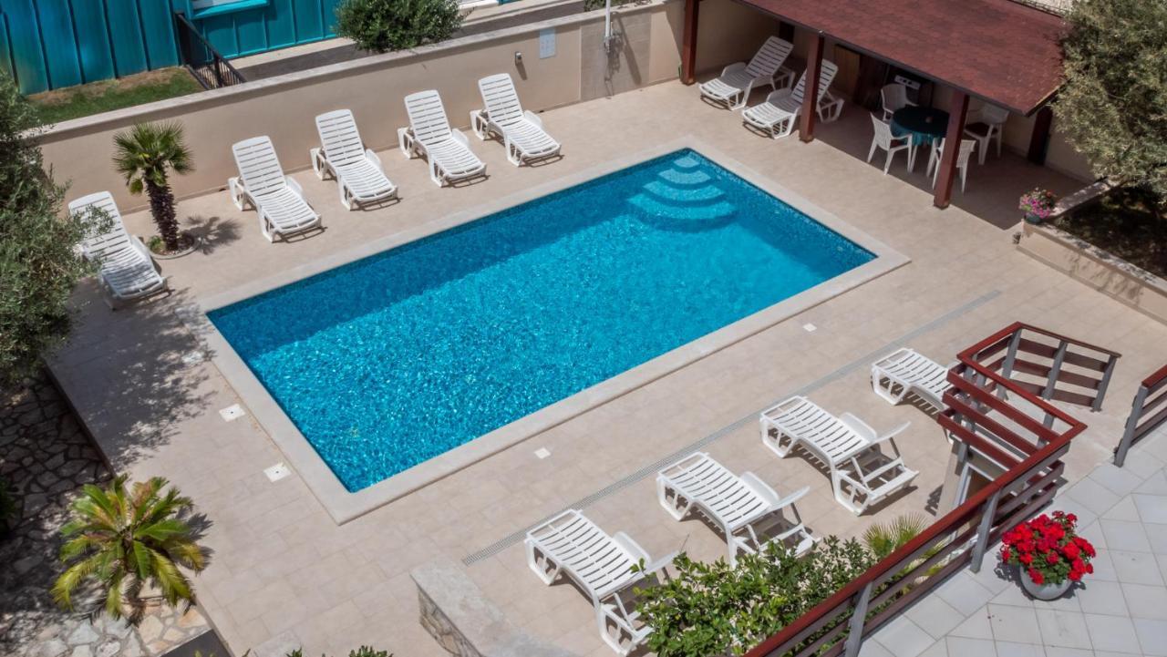 Berat Apartment Vodnjan Bagian luar foto