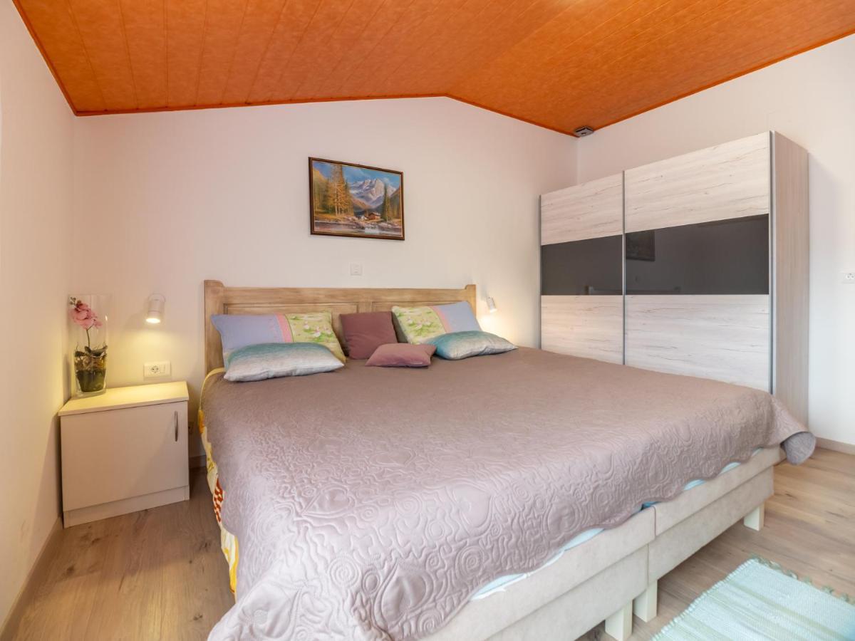 Berat Apartment Vodnjan Bagian luar foto