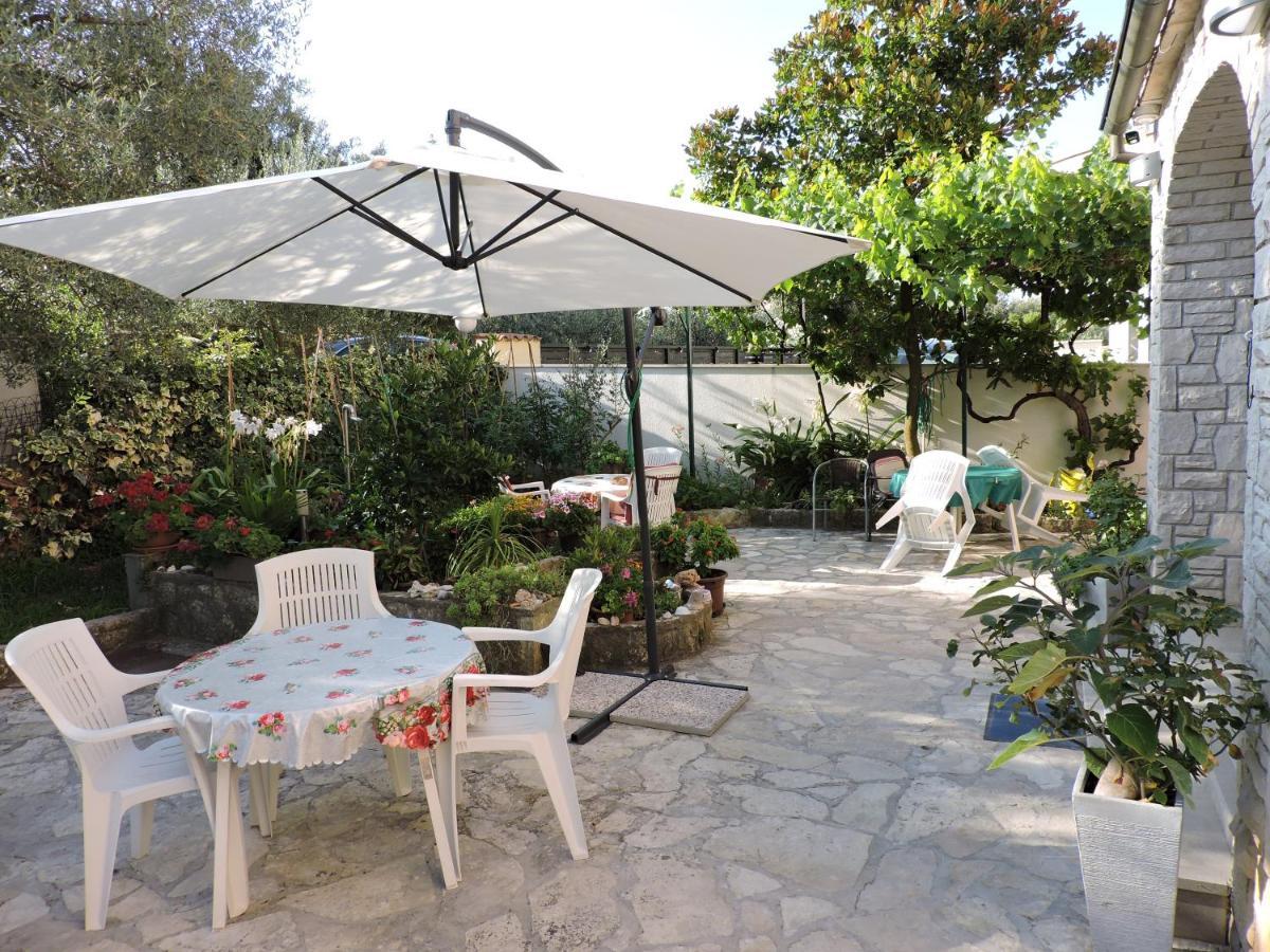 Berat Apartment Vodnjan Bagian luar foto