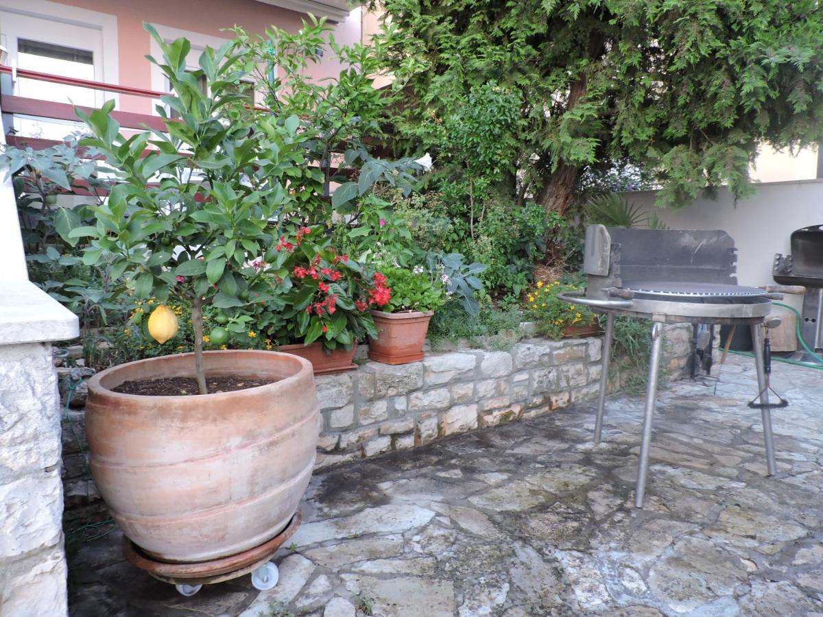 Berat Apartment Vodnjan Bagian luar foto