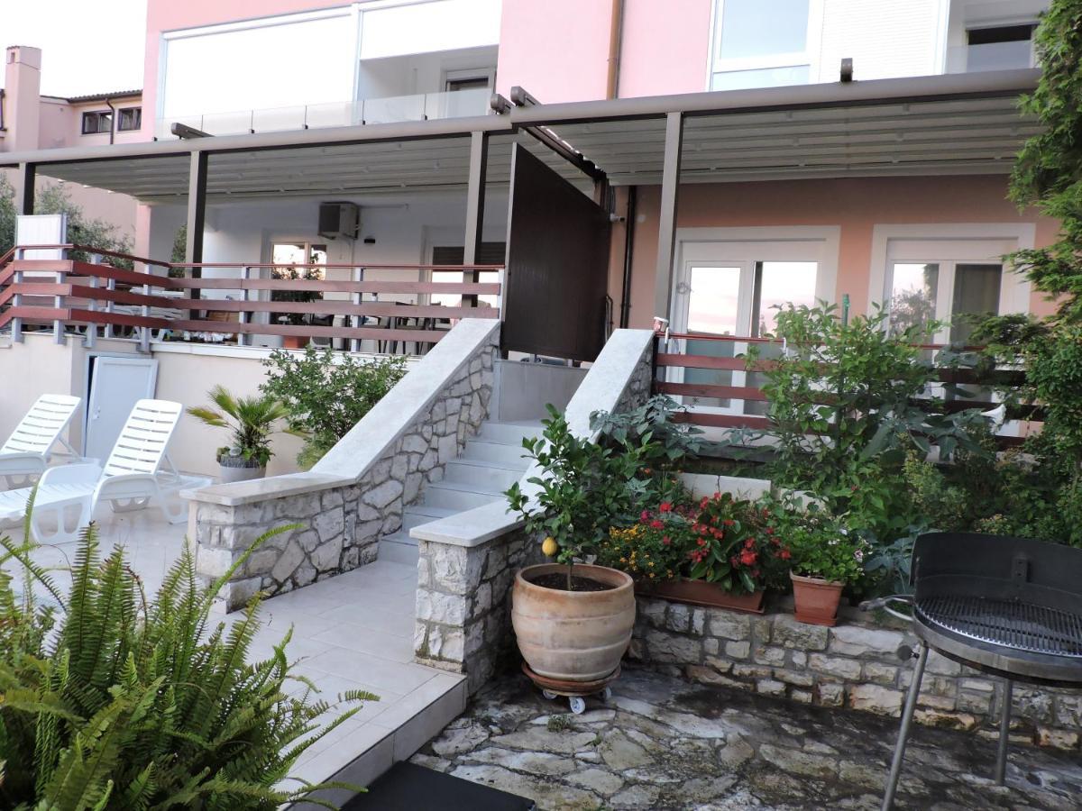 Berat Apartment Vodnjan Bagian luar foto